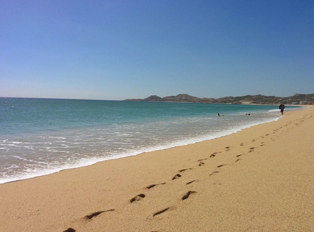 Caliente in Cabo: Beach, Sun & Partying in San Jose del Cabo